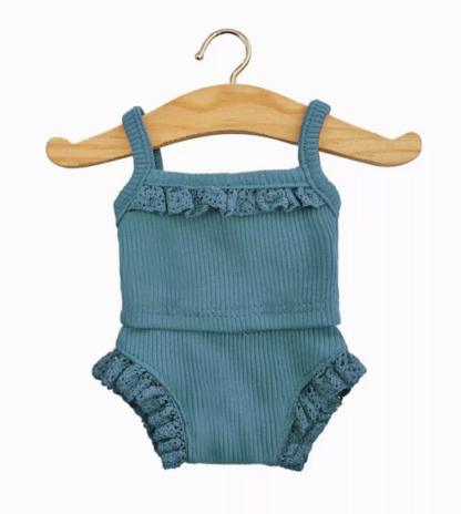 Dessous en maille paon et sa dentelle