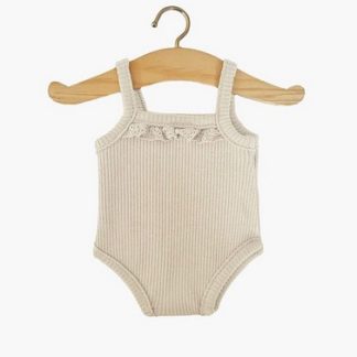 Body sans manches lin et sa dentelle