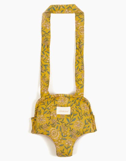 Porte poupée Fleurs en liane moutarde