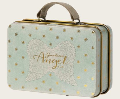 Souris ange, petite soeur dans sa valisette – Image 3