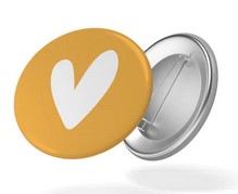 Badge coeur jaune