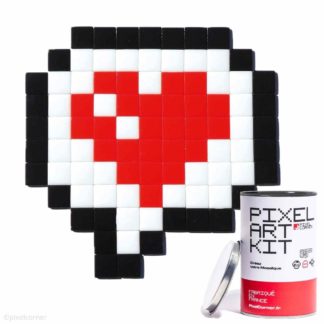 Pixel art kit love message