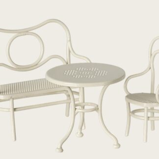 Table, banc & chaise